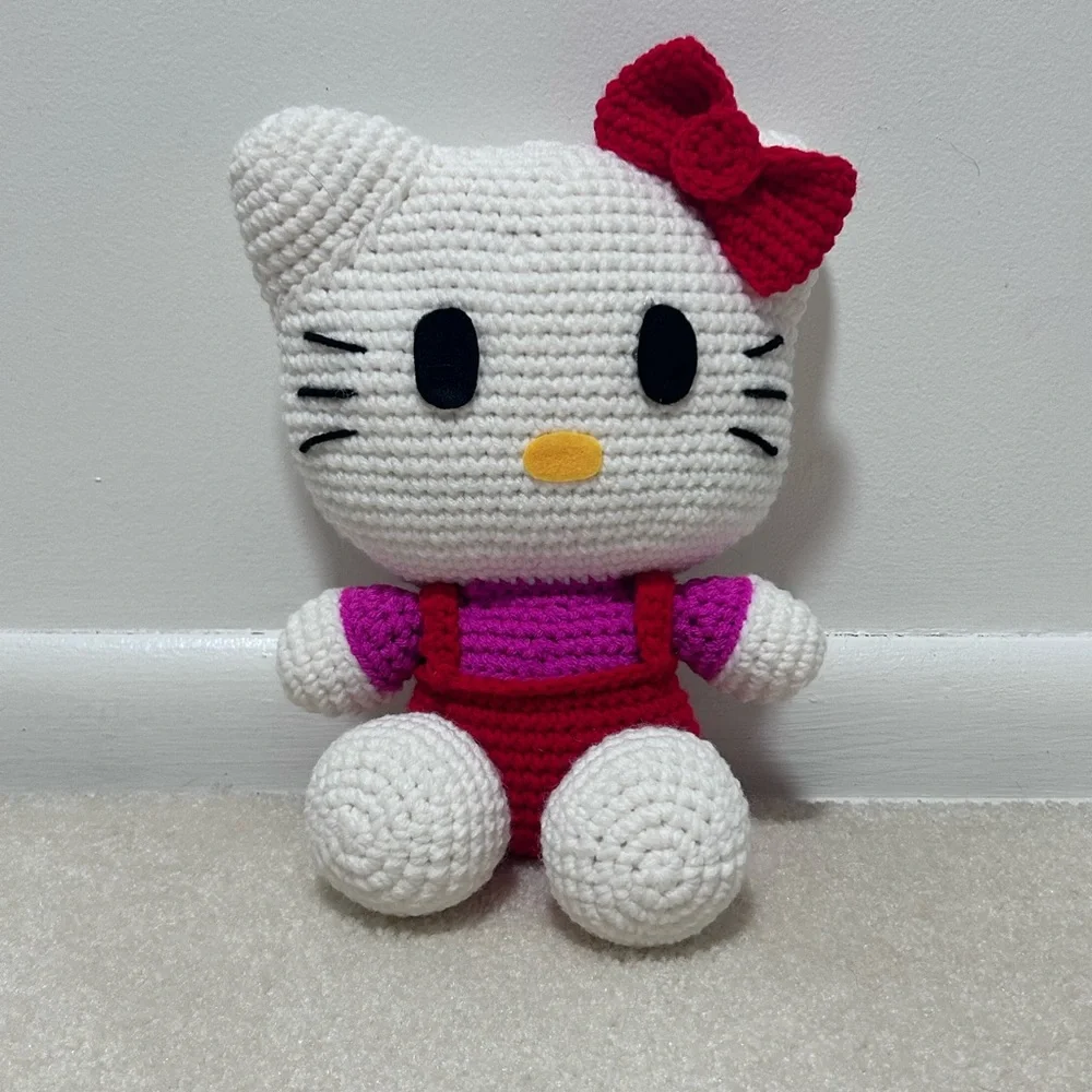 Crochet Hello Kitty Plush - Picture 1 of 4